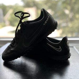 Men’s indoor turf cleats